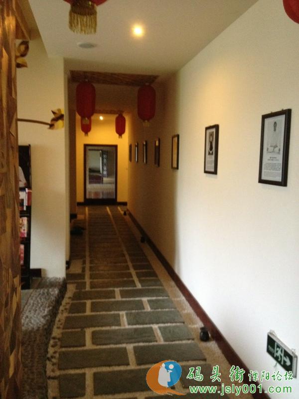 商家地址 溧阳市盛世华城正大门 高清图片