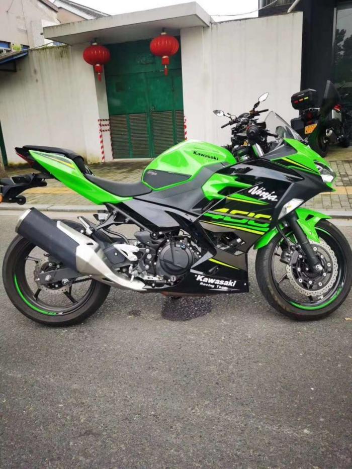 转让川崎2020款川崎ninja400订单9月中旬拿车