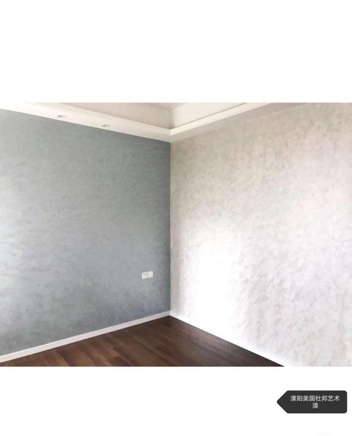 家里的墙终于可以当拍照背景啦