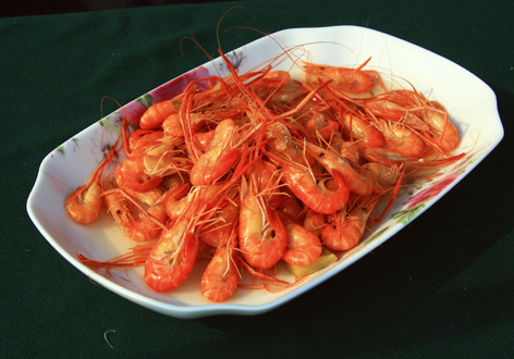 长荡湖里白壳虾