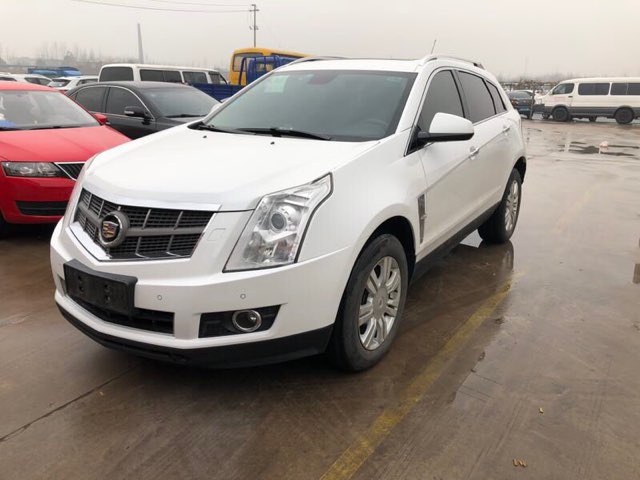 12年启用的凯迪拉克srx