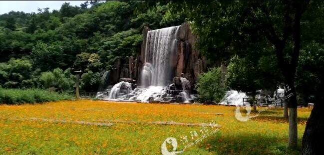 溧阳燕山公园瀑布还是美的有幸偶遇一见已回复