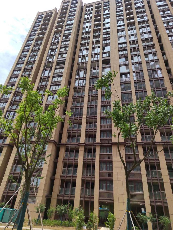 一手甘露茗苑2室2厅1卫 全新豪华装修 设施齐全 拎包入住 ～135万