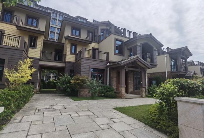 出售,天目湖碧桂园,双拼别墅,1-3/3层,203平,430万,毛坯,地下室120平